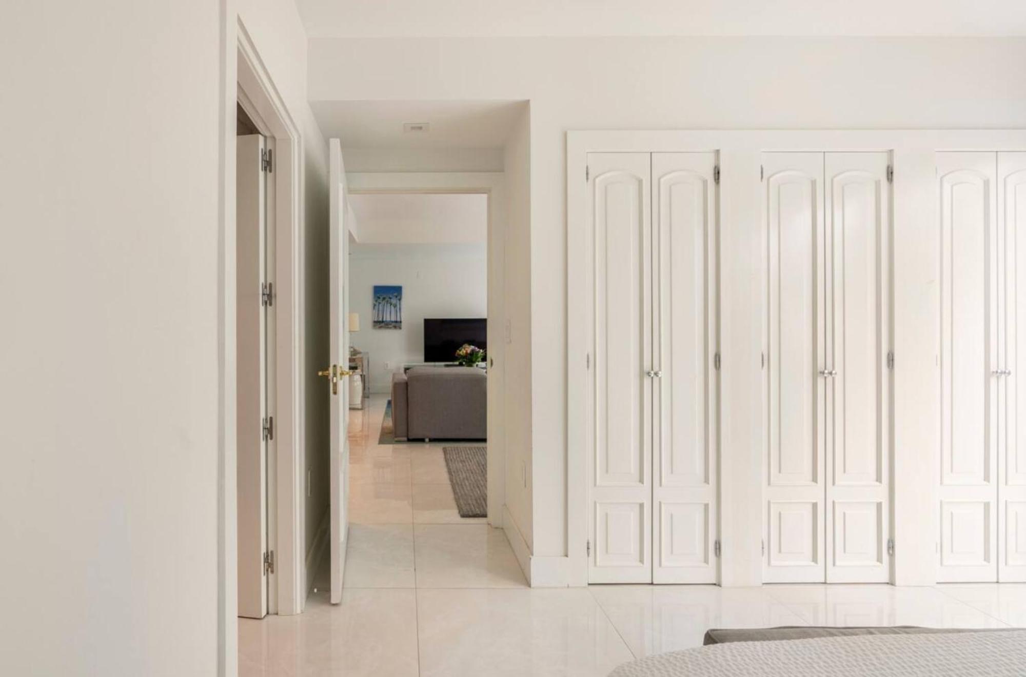 Beachfront Bentley Hotel One Bedroom Suite With Balcony And Beach Access Miami Beach Buitenkant foto