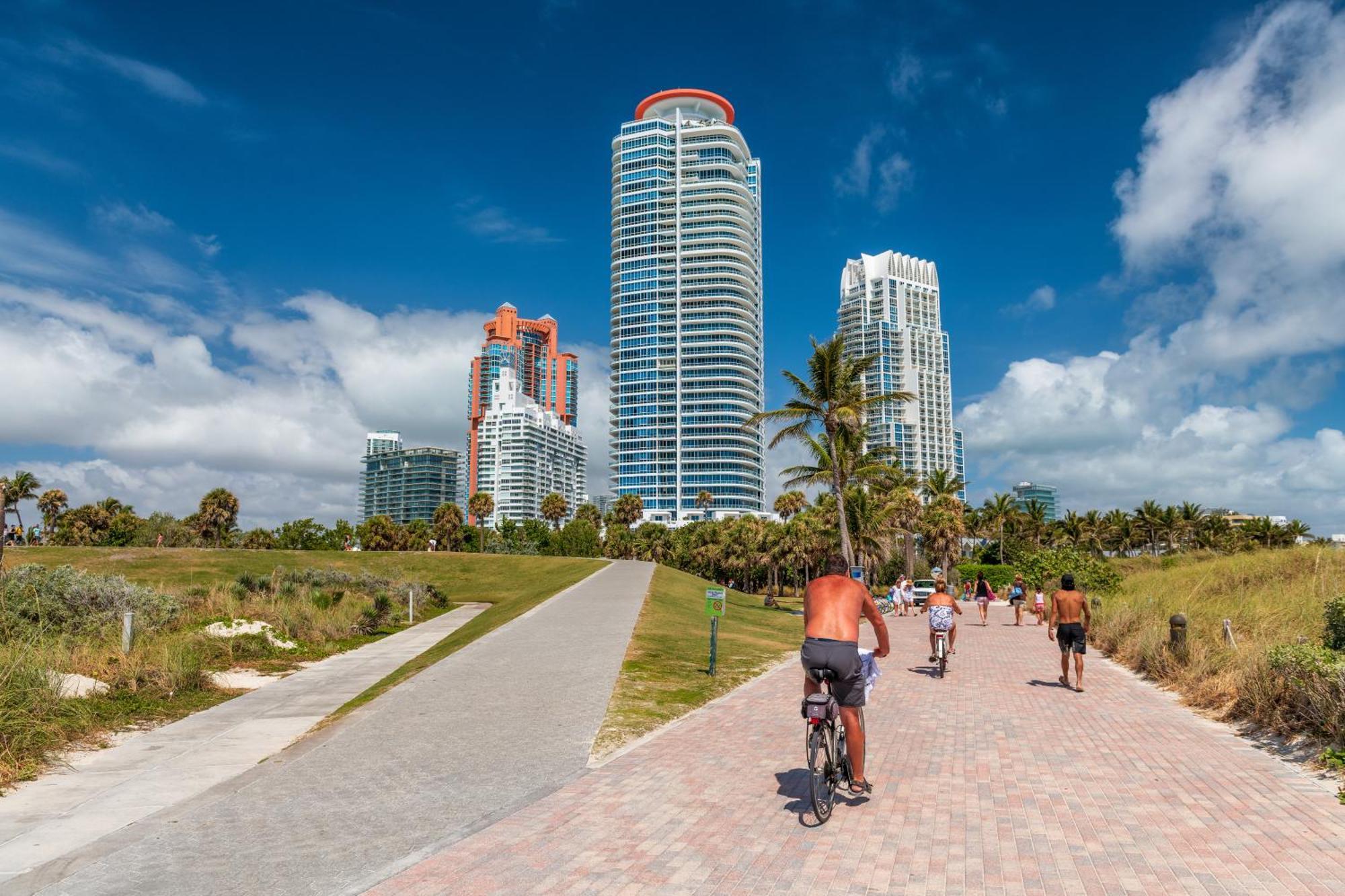 Beachfront Bentley Hotel One Bedroom Suite With Balcony And Beach Access Miami Beach Buitenkant foto