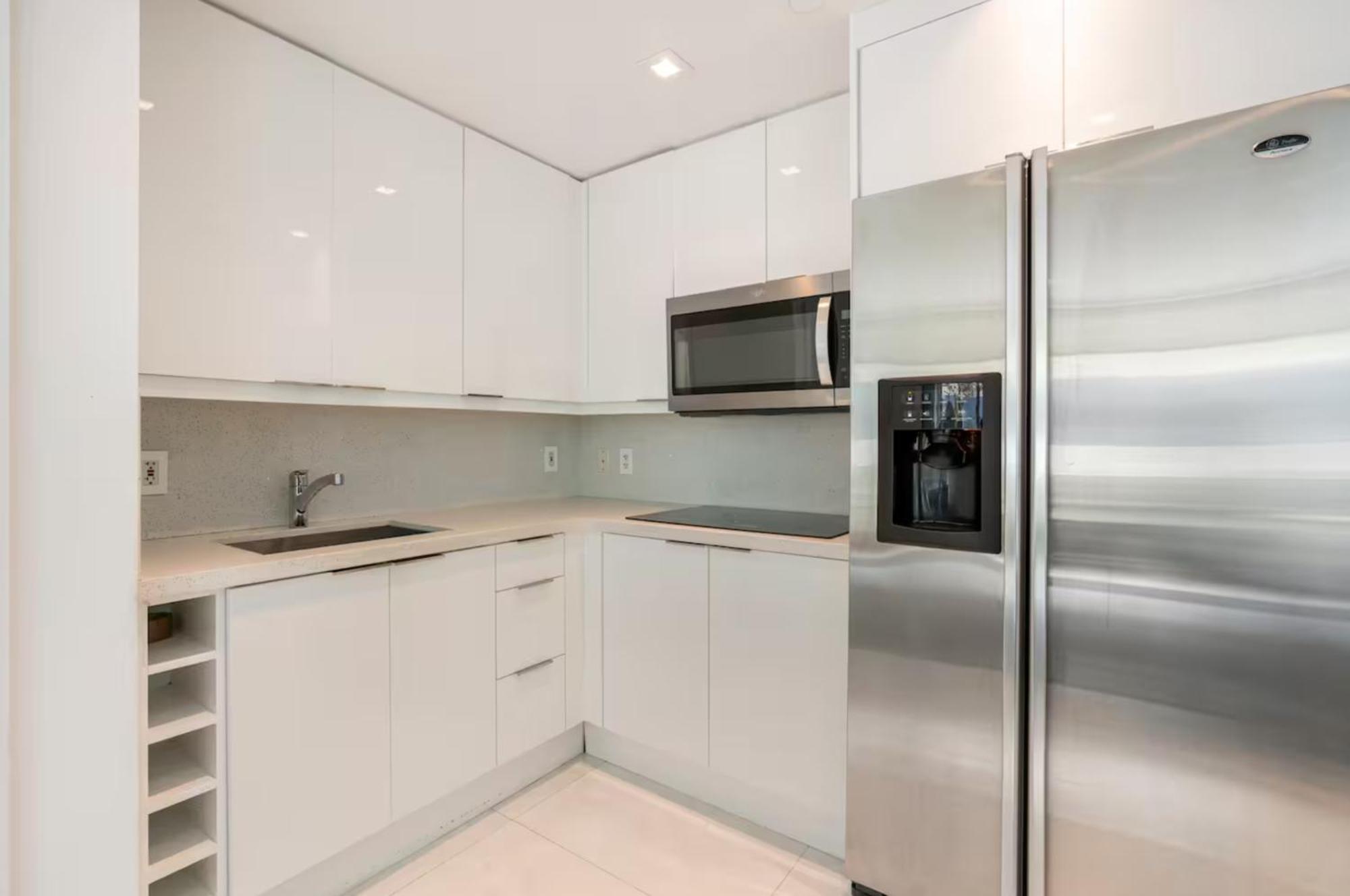 Beachfront Bentley Hotel One Bedroom Suite With Balcony And Beach Access Miami Beach Buitenkant foto