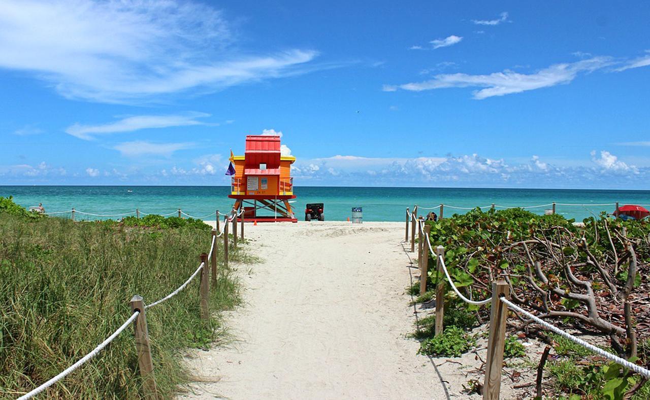Beachfront Bentley Hotel One Bedroom Suite With Balcony And Beach Access Miami Beach Buitenkant foto